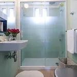 Charming 2 Bedroom Avenida Da Liberdade Apartman