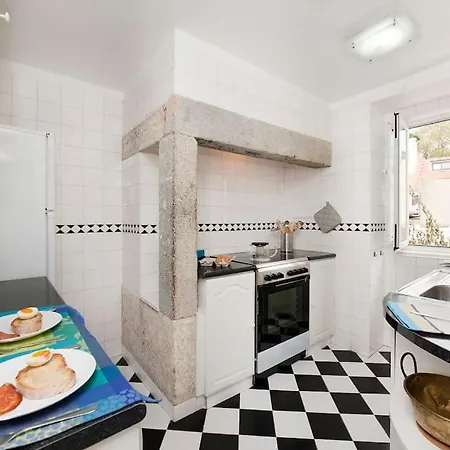 Charming 2 Bedroom Avenida Da Liberdade * Lizbona