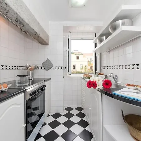 Charming 2 Bedroom Avenida Da Liberdade * 리스본